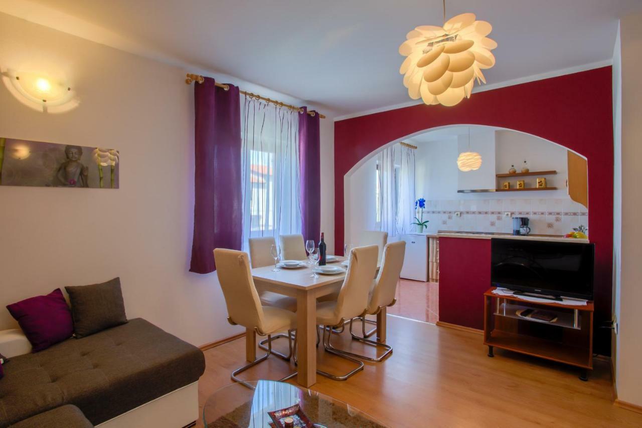 Apartment House Silvija *